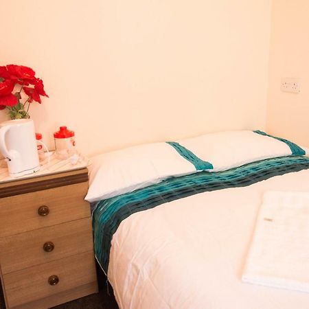 Sweet Guest House Chatham Chatham (Kent) Dış mekan fotoğraf