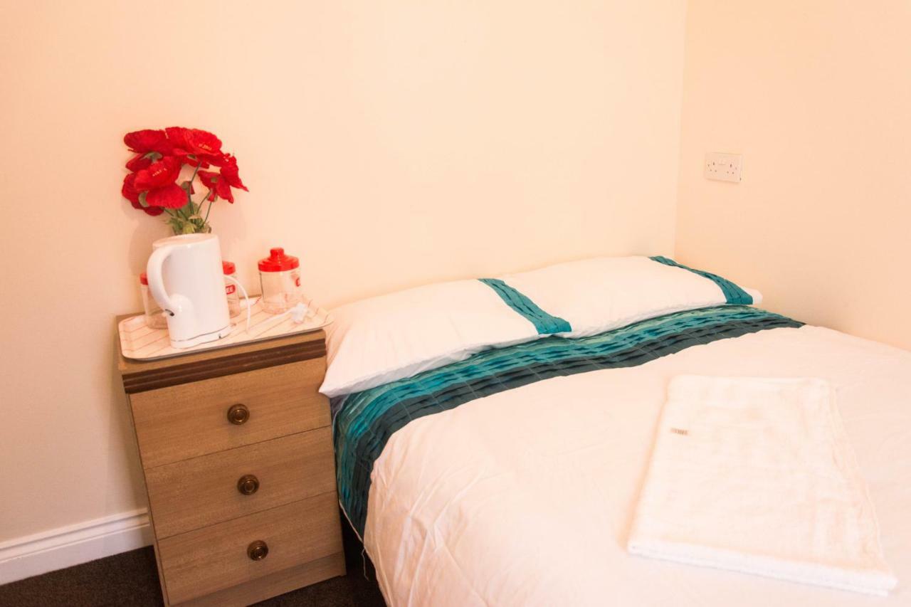Sweet Guest House Chatham Chatham (Kent) Dış mekan fotoğraf